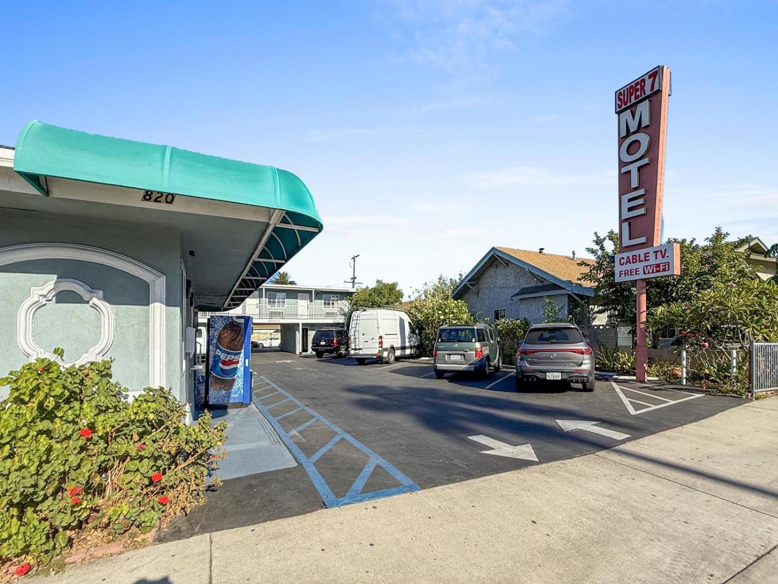 Super 7 Motel - Anaheim Packing District & Disneyland Exterior foto