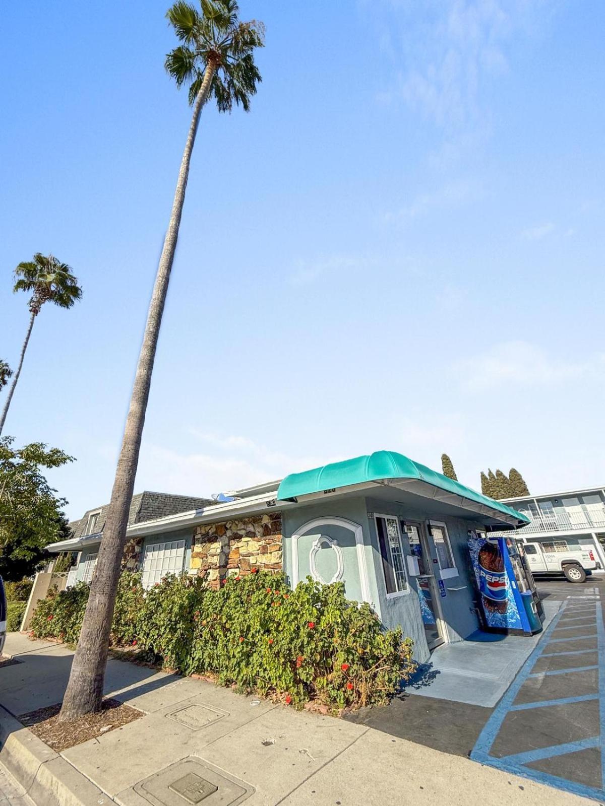 Super 7 Motel - Anaheim Packing District & Disneyland Exterior foto
